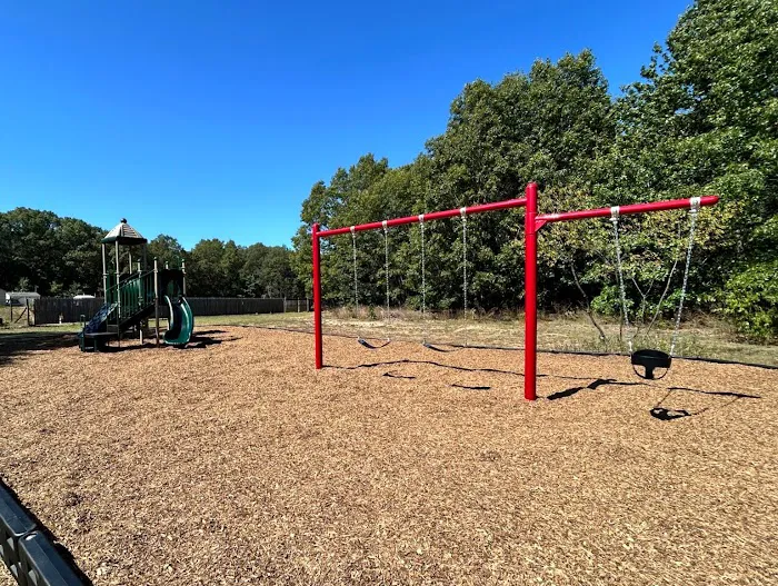 Clover Estate Mobile Home Park Picture 10