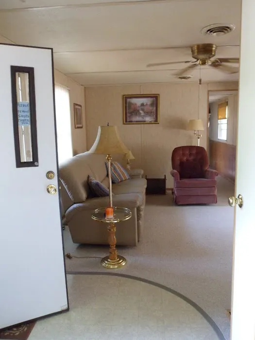 Country Estates Mobile Home Park Picture 5