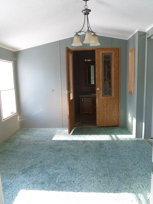 Country Estates Mobile Home Park Picture 9