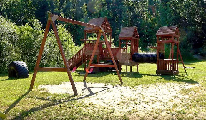 Hidden Oaks Mobile Home Park Picture 4