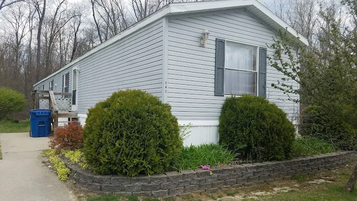 Hidden Oaks Mobile Home Park Picture 5