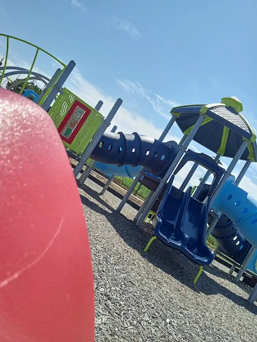 Sawyier Pointe Picture 4