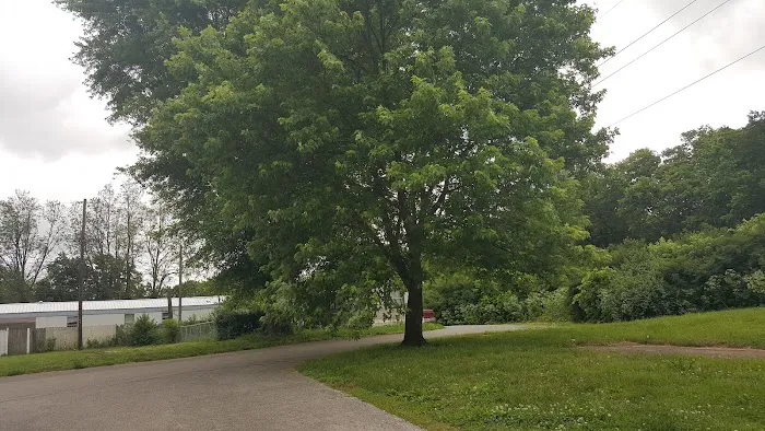 Maple Grove Mobile Home Park Picture 9