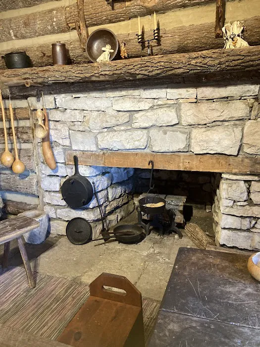 Capital Mobile Home Park Picture 9