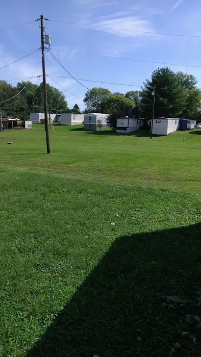 Duckers Mobile Home Park Picture 7