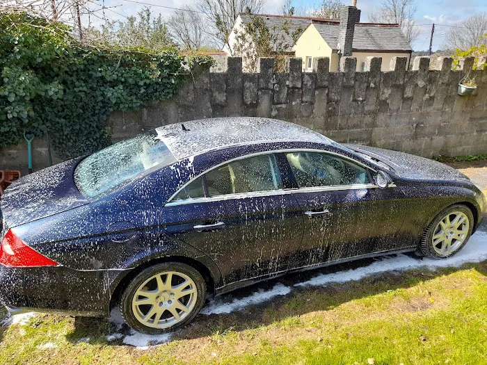 Suburban Pointe Mobile Home Park Picture 8