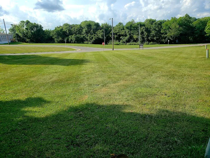 Imperial Mobile Home Park Picture 9