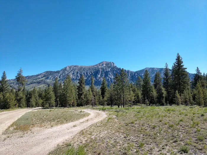 Riverside Campground Picture 1