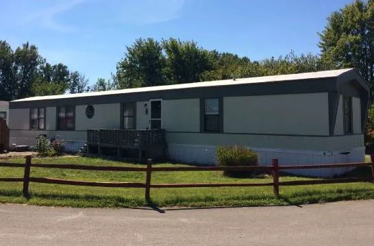 Royal Mobile Home Park Picture 2