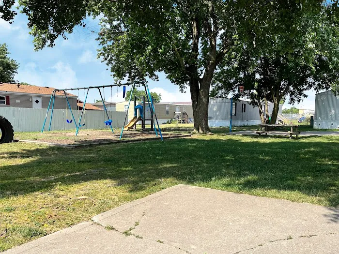 Avon Village Mobile Home Park Picture 1