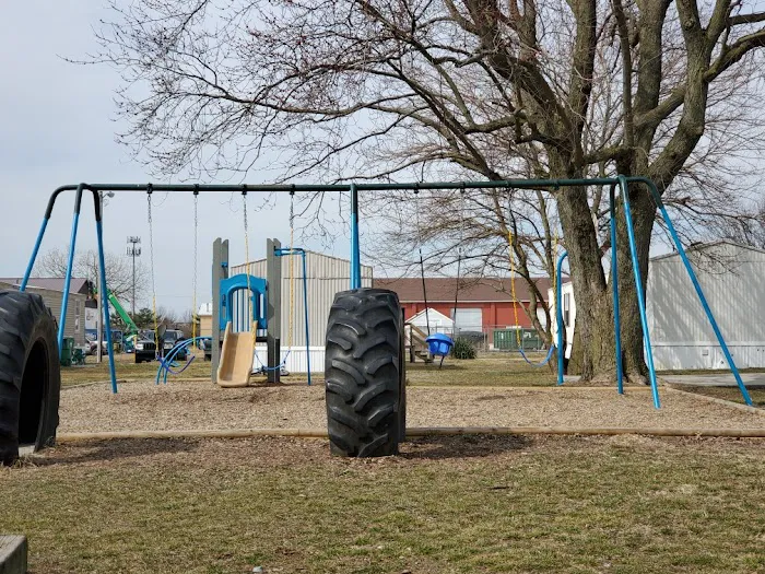 Avon Village Mobile Home Park Picture 4