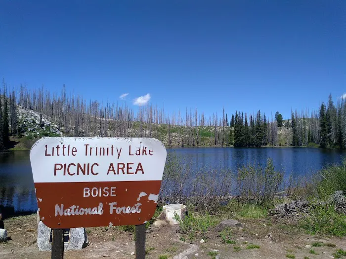 Little Trinity Lake Campground Picture 8