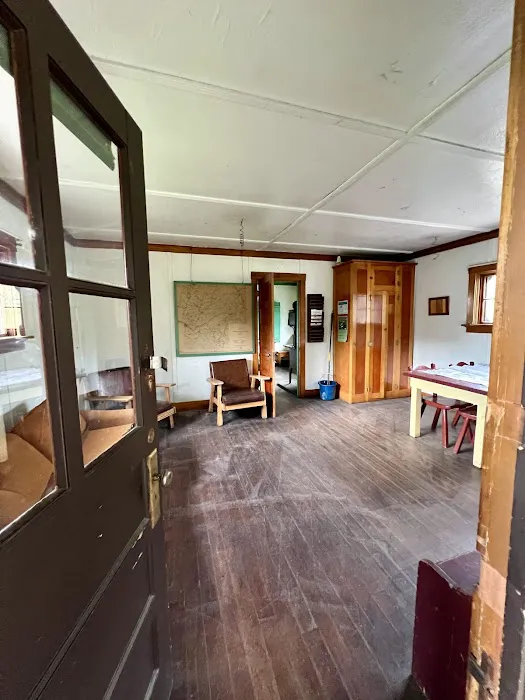 Big Trinity Lake - Rental Cabins Picture 3