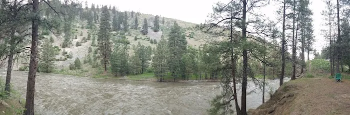 Troutdale Campground Picture 3
