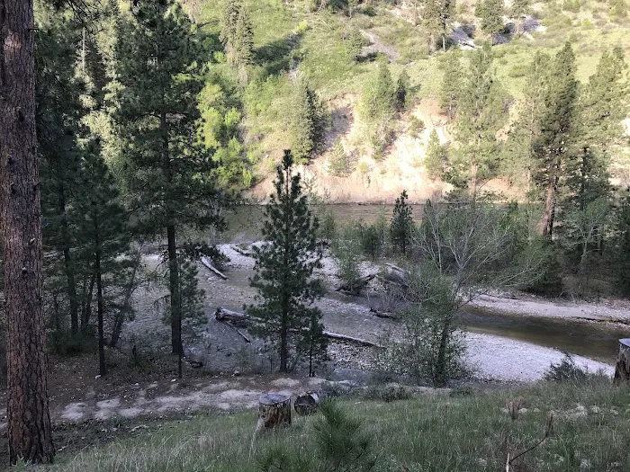 Willow Creek Campground Picture 10