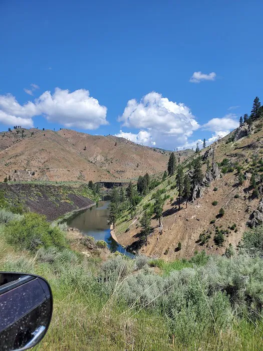 Willow Creek Campground Picture 8