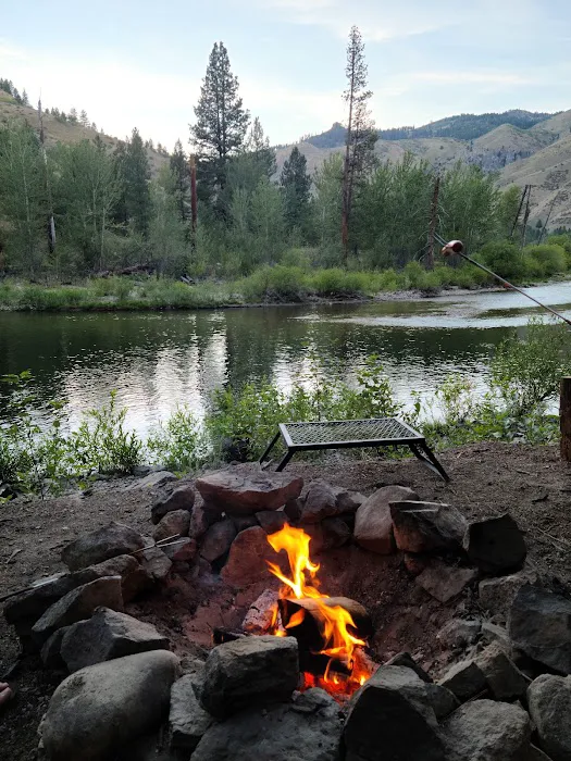 Willow Creek Campground Picture 9