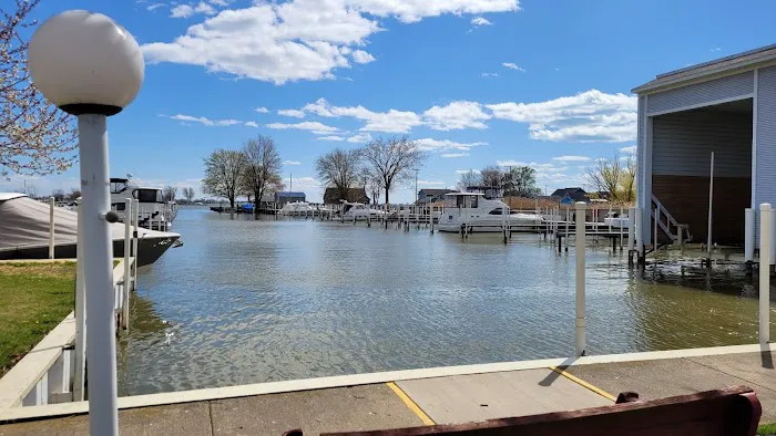 Bouvier Bridge RV Resort Picture 7