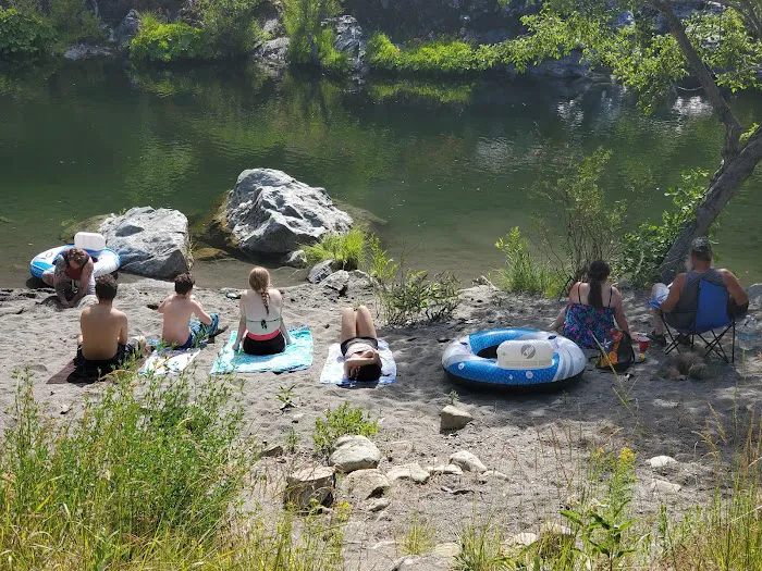 Hells Gate Campground Picture 3