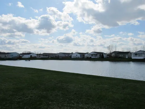 Pine Lakes Community Picture 5