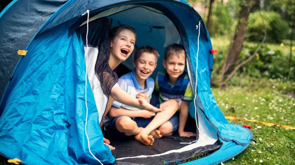 Essential Camping Tips for Staying Dry in Wet Conditions to Enhance Your Outdoor Experience