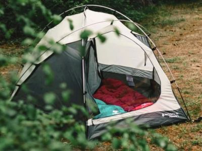 How to Start Camping on a Budget: Affordable Tips and Essential Gear for Beginners