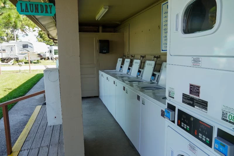 RV Parks with Laundry Facilities: Stay Fresh on Long Road Trips