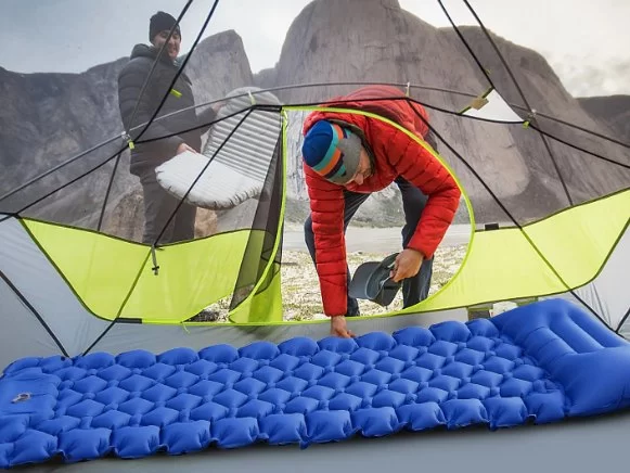 Review of Lightweight Sleeping Pads for Backpacking and Ultralight Camping