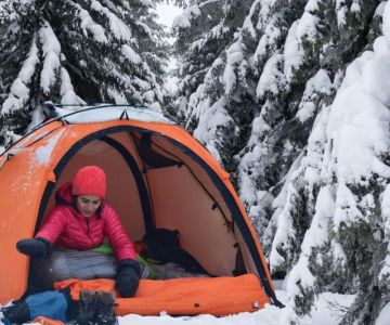 Winter Camping Essentials: Stay Warm and Comfortable in Freezing U.S. Temperatures