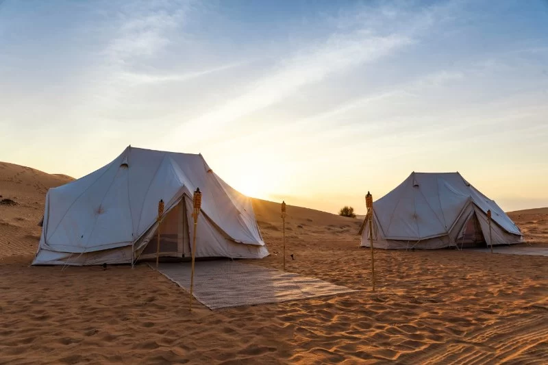 Best Tips for Camping in the Desert: Surviving Heat and Sand