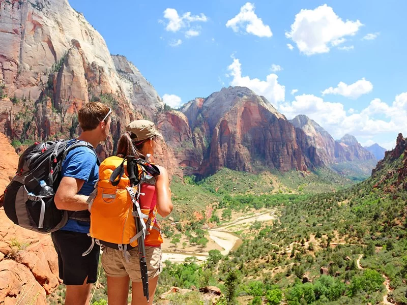 The Best Hiking Trails for Camping Enthusiasts in the US
