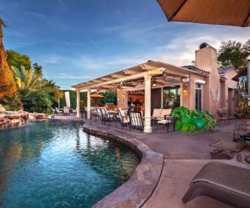 Top 5 RV Parks with Pools and Hot Tubs for Comfort and Relaxation