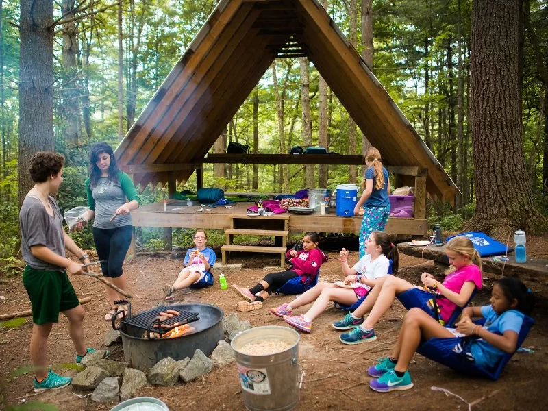 Best Tips for Summer Camping in Hot Weather: Stay Cool and Comfortable