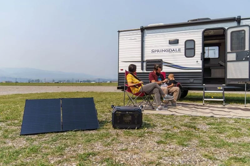 Complete Guide to Solar Power Solutions for Camping: Tips for US Campers